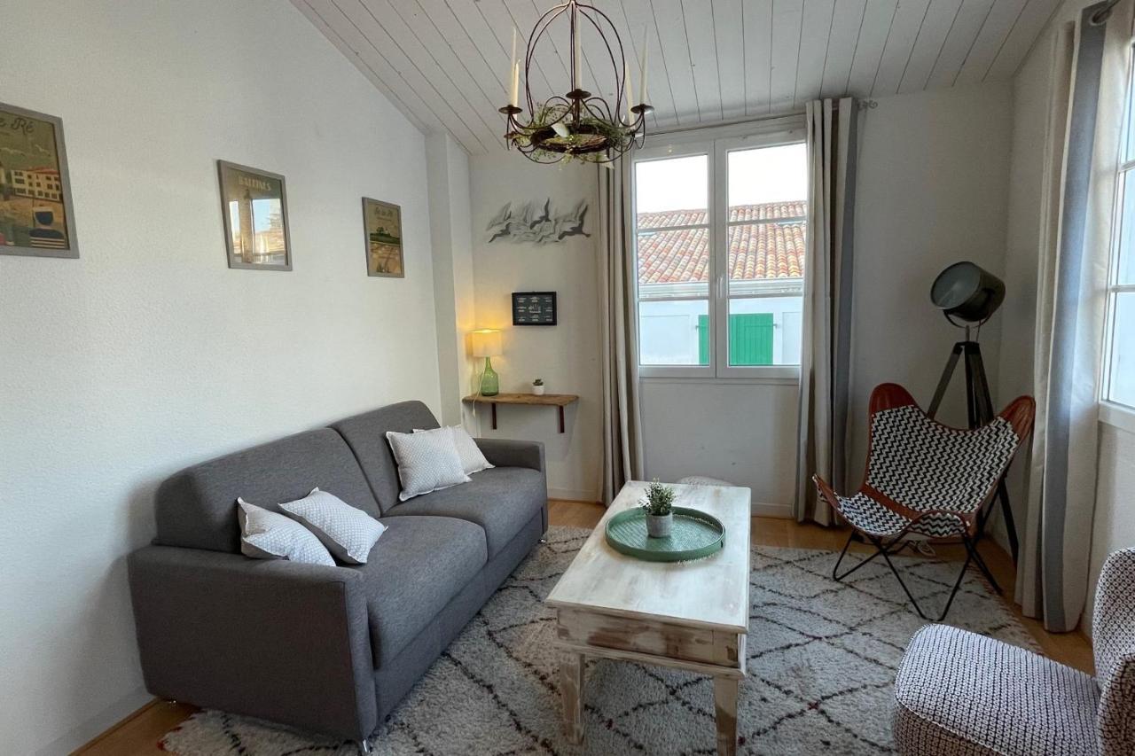 Very Bright Nest With Terrace In The Village La Flotte Exteriör bild