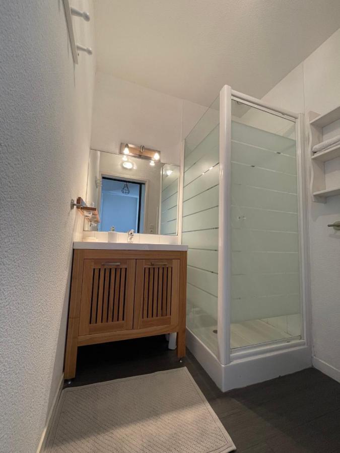 Very Bright Nest With Terrace In The Village La Flotte Exteriör bild